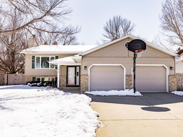 2408 34th Avenue S, Fargo, ND 58104