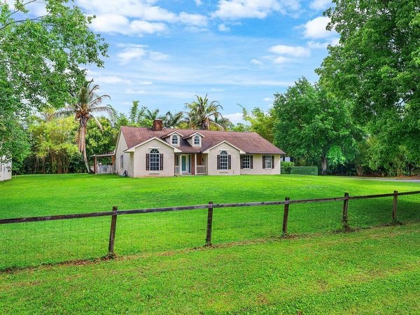 12325 89th Place N, West Palm Beach, FL 33412