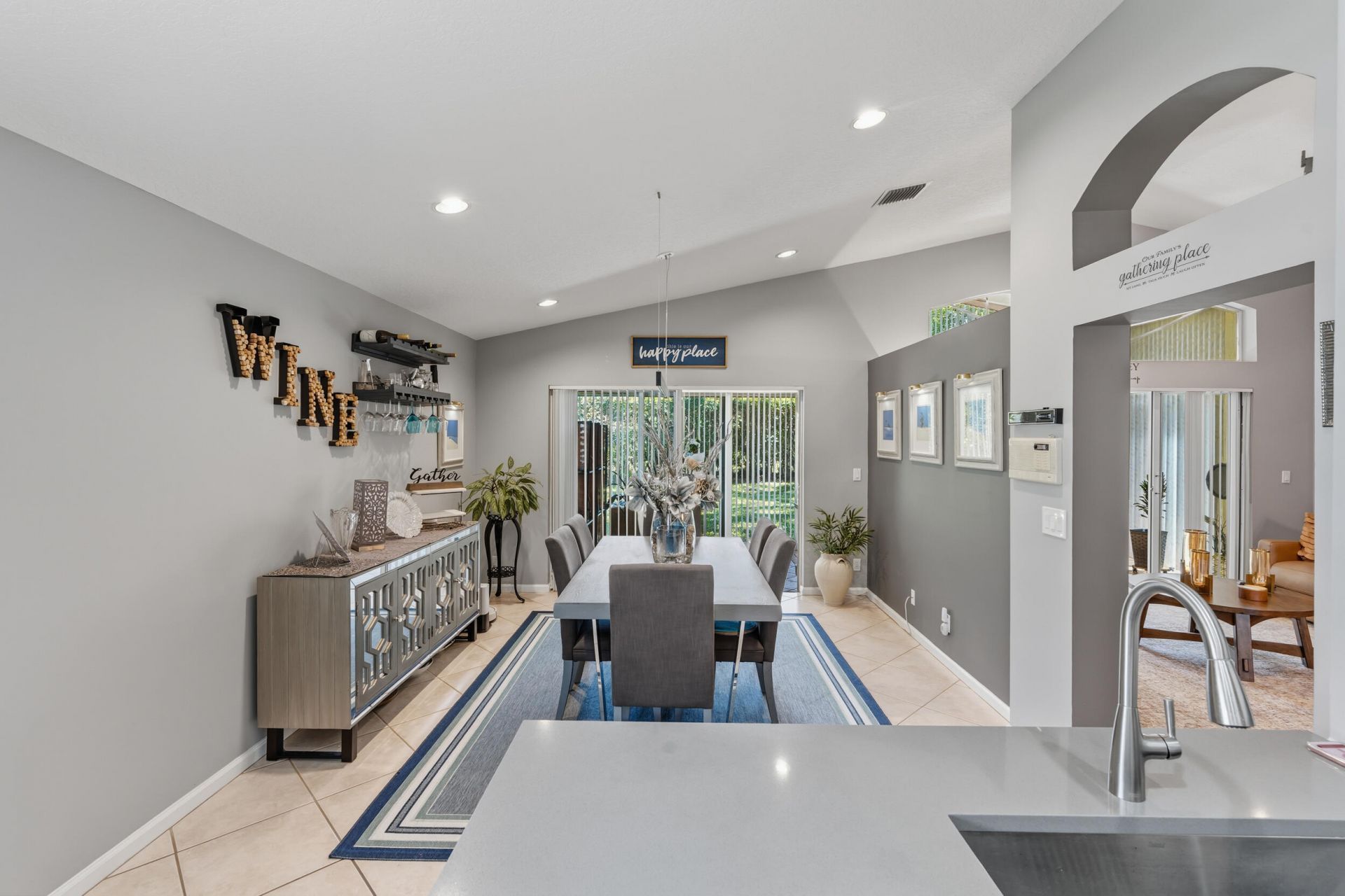 10864 Royal Caribbean Circle, Boynton Beach, FL 33437 Photo