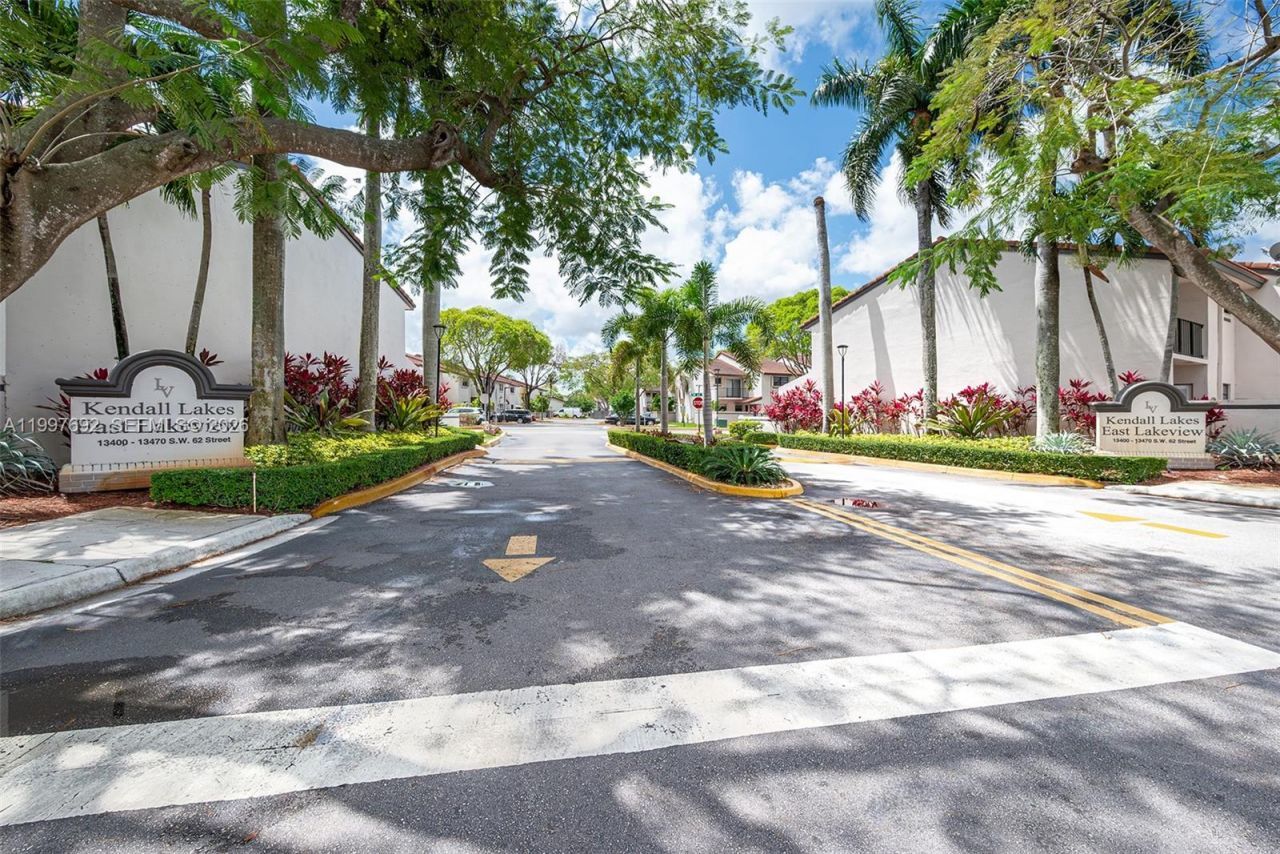 13446 SW 62nd St, Unit 102E, Miami, FL 33183 Photo