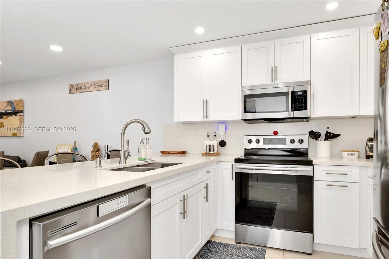 13446 SW 62nd St, Unit 102E, Miami, FL 33183 Photo