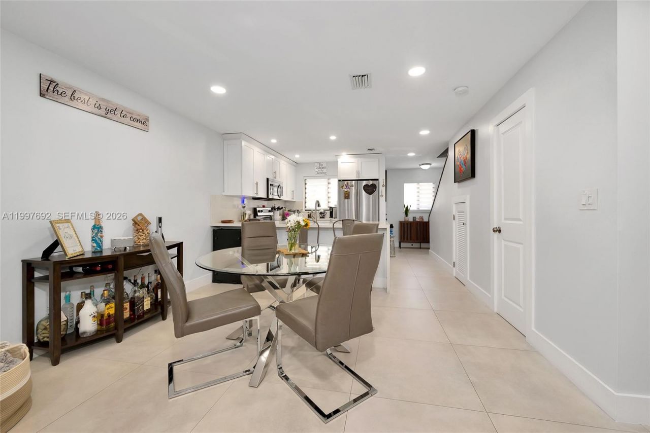 13446 SW 62nd St, Unit 102E, Miami, FL 33183 Photo