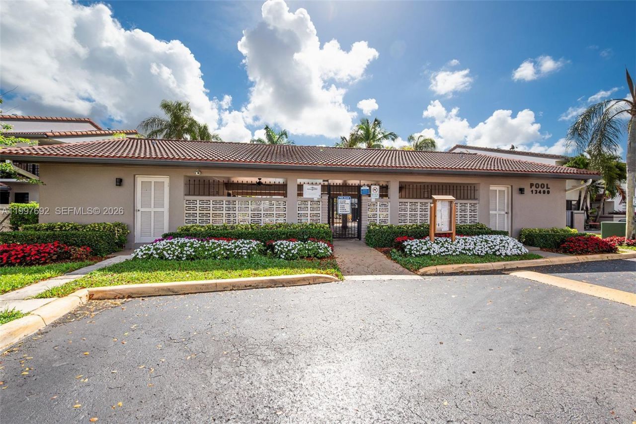 13446 SW 62nd St, Unit 102E, Miami, FL 33183 Photo