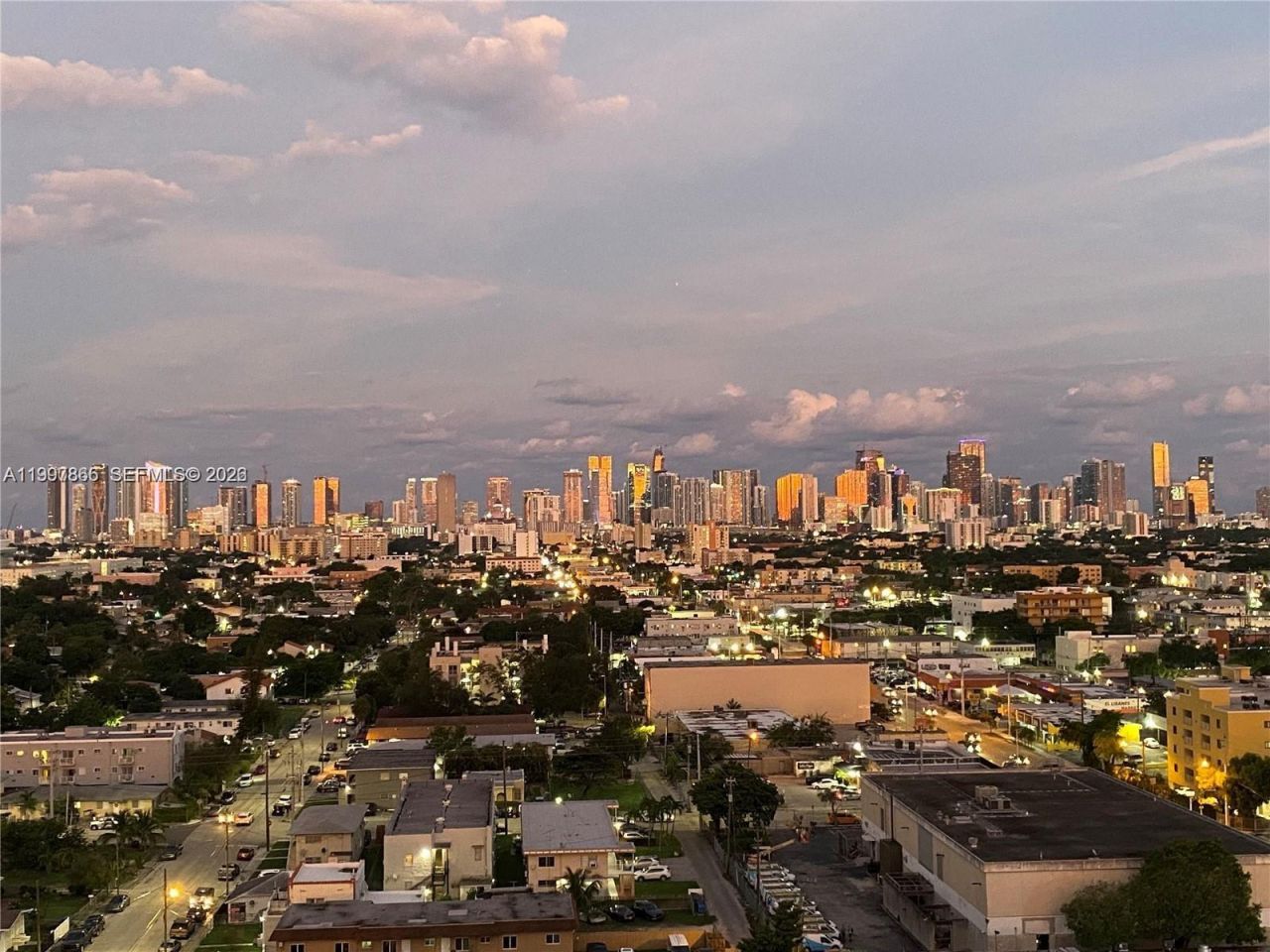 1 Glen Royal Pkwy, Unit 1002, Miami, FL 33125 Photo