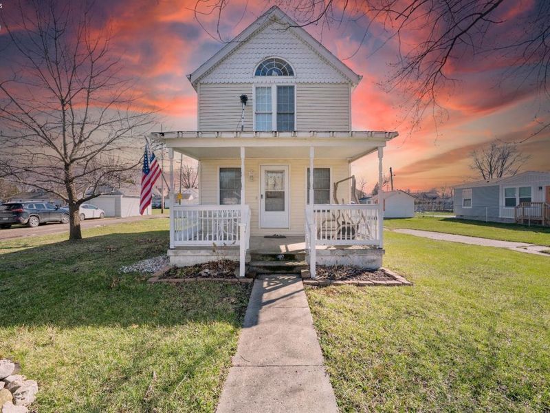 515 W 2nd Street, Port Clinton, OH 43452 Photo 1