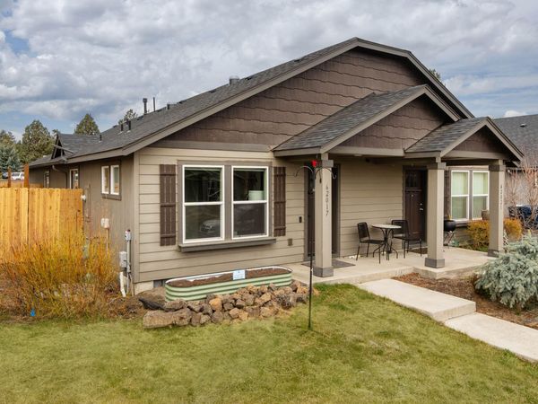 62017 NE Nate's Place, Bend, OR 97701