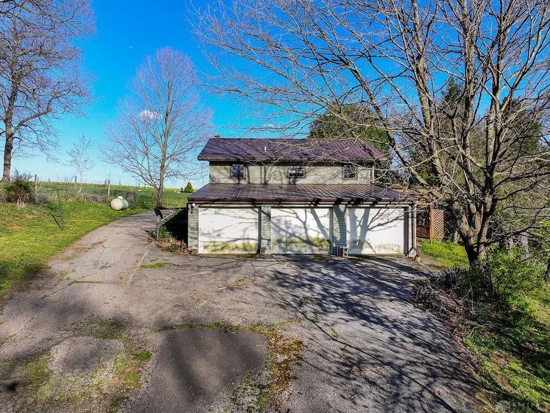 100 Nichols Ridge Road, Seaman, OH 45679 Photo 1