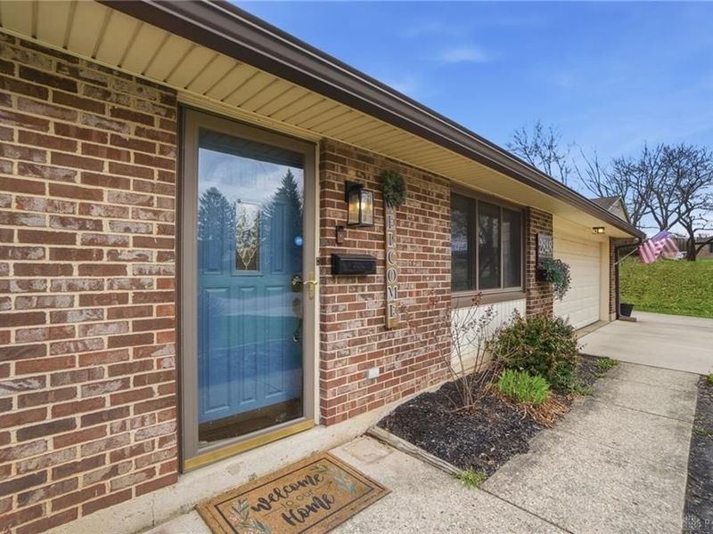 2848 Ellen Lane, Beavercreek, OH 45430 Photo 2