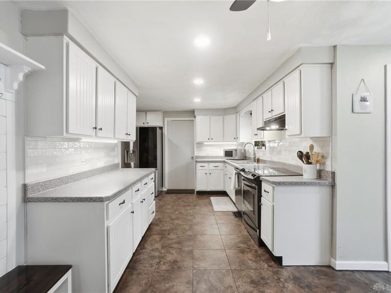 2848 Ellen Lane, Beavercreek, OH 45430 Photo 24