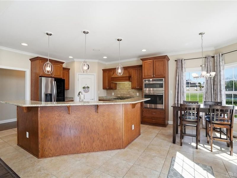 7596 Woodbridge Court, Clearcreek Township, OH 45066 Photo 4