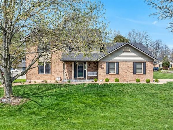 451 Burroughs Road, Columbia, IL 62236