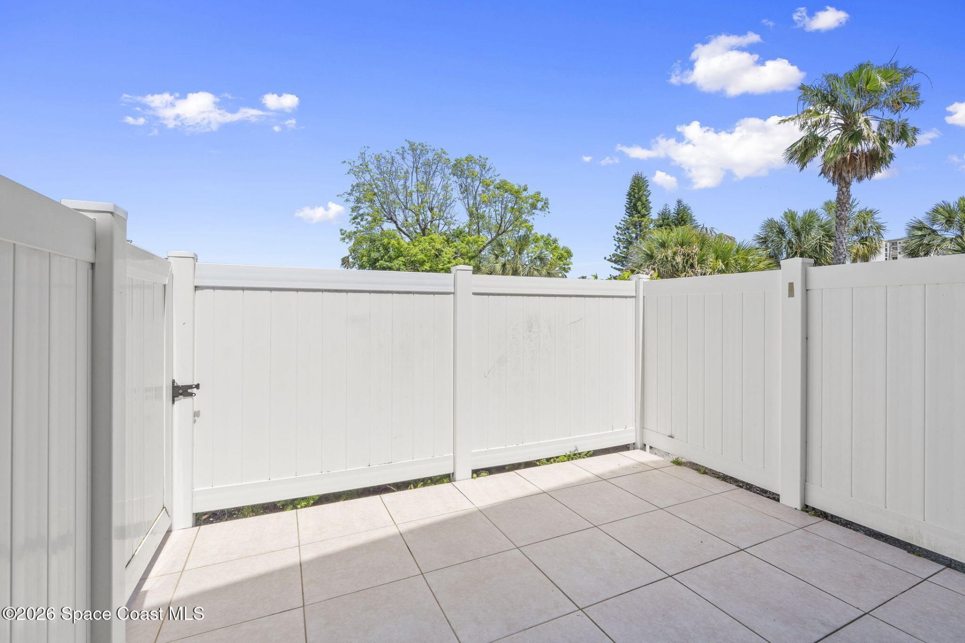 3209 S Lakeview Circle, Unit 8101, Fort Pierce, FL 34949 Photo