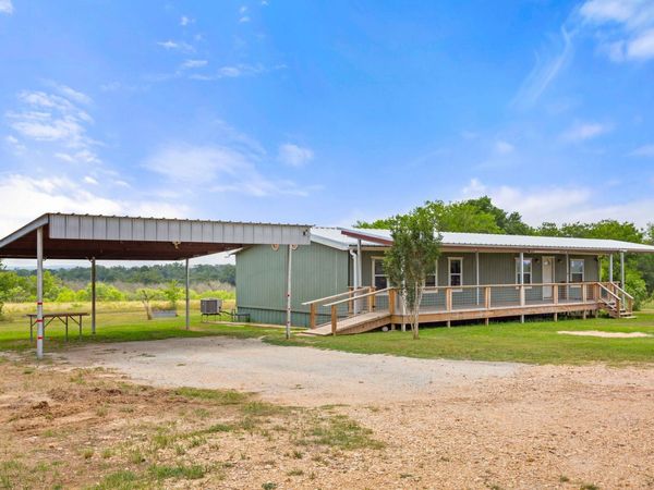 411 Fm 86 Highway, Red Rock, TX 78662