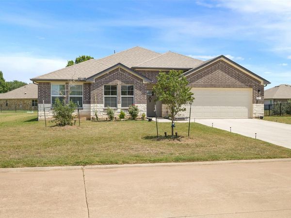 109 Egret DR, Bastrop, TX 78602