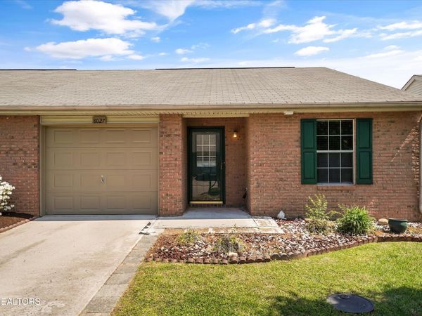 8027 Chambord Way, Powell, TN 37849