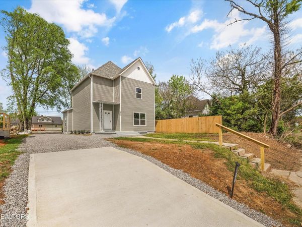 2811 Martin Luther King Jr Ave, Knoxville, TN 37914