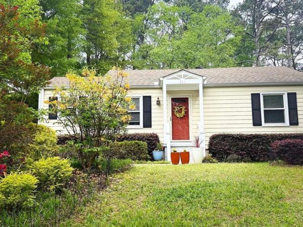 811 Scott Circle, Decatur, GA 30033