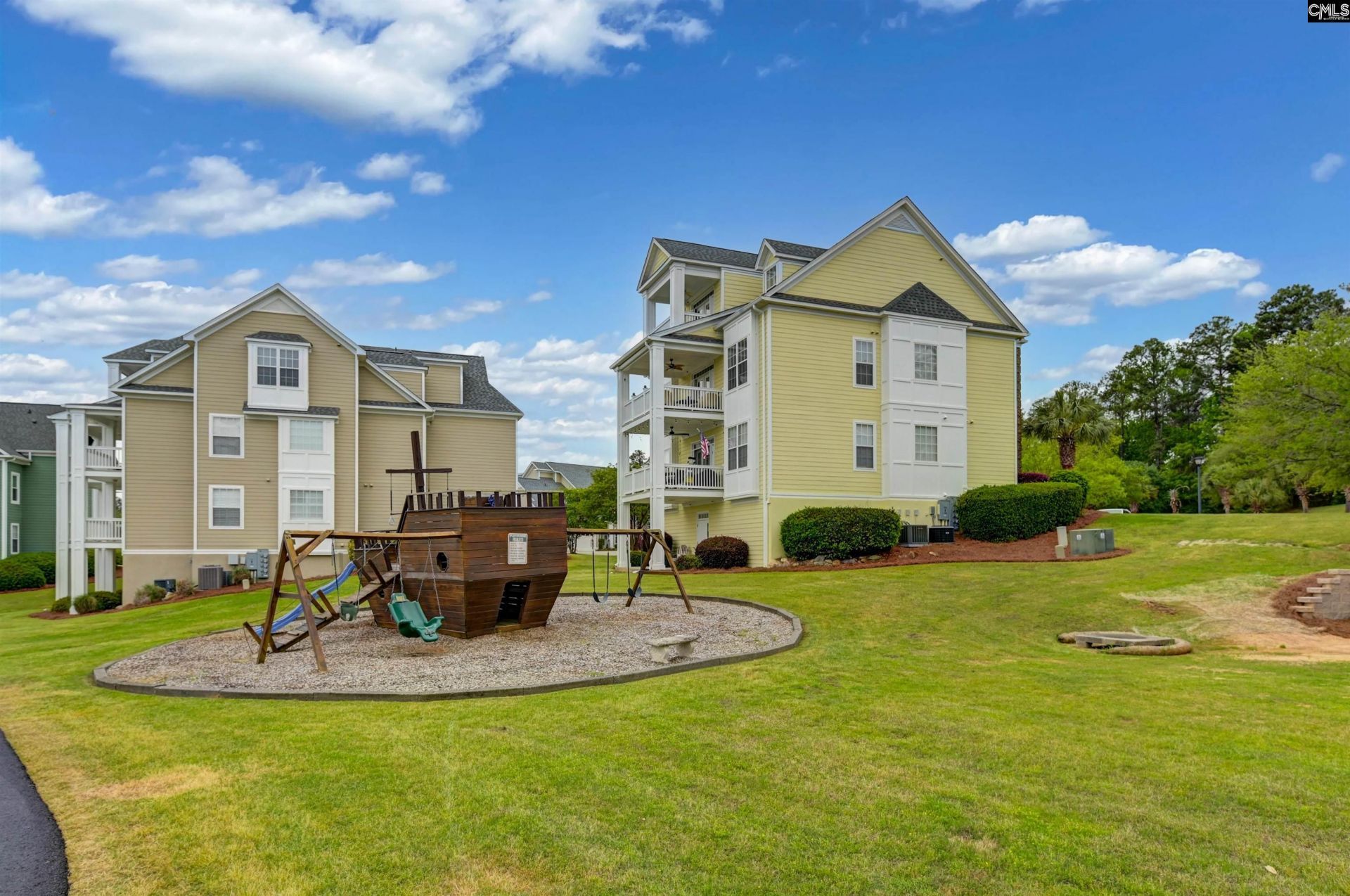 119 Breezes Dr. Photo 15