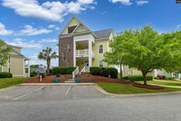 119 Breezes Dr. photo 4