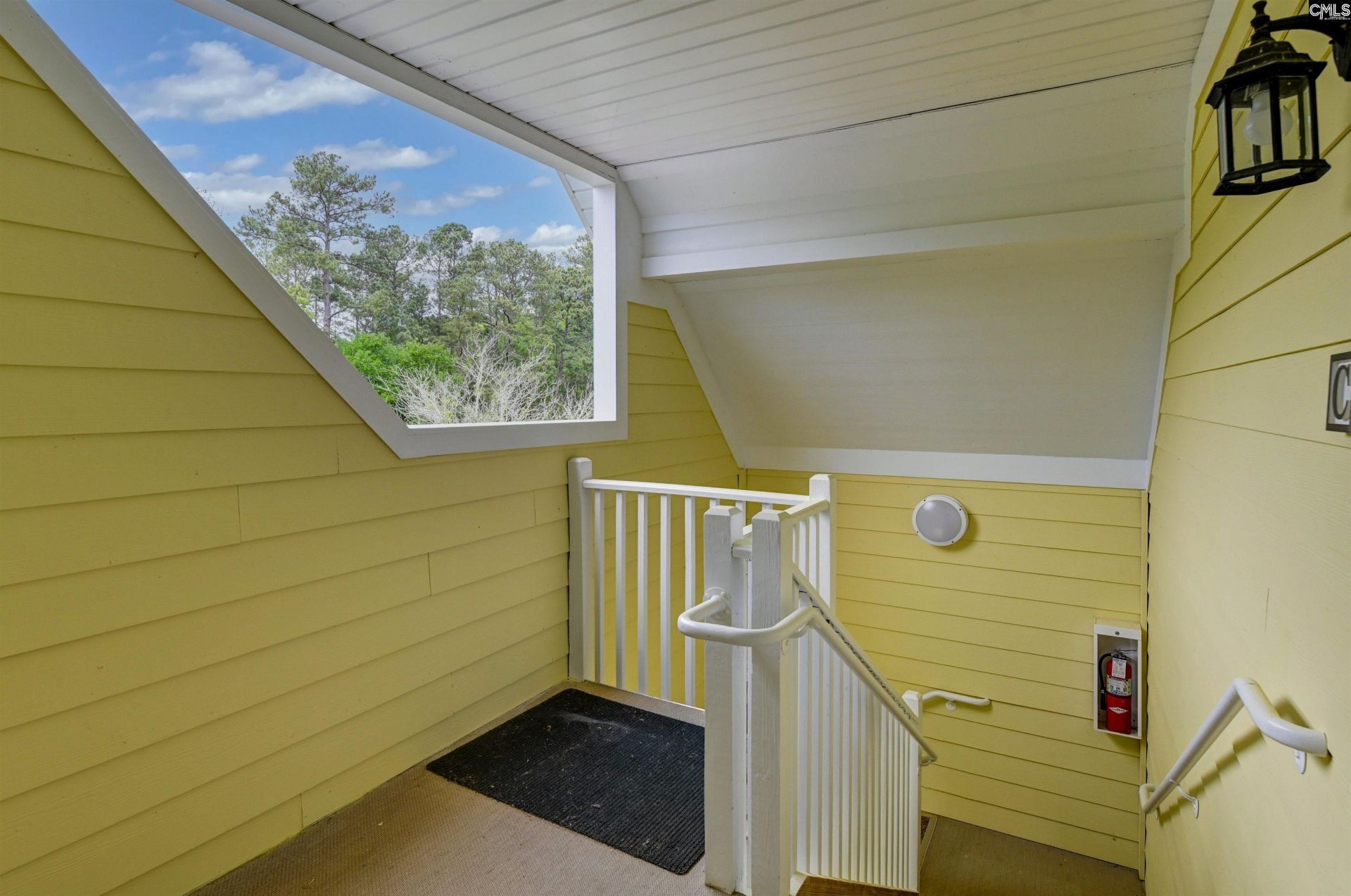 119 Breezes Dr. Photo 25