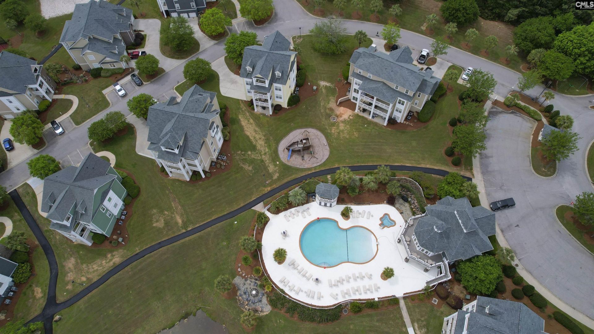 119 Breezes Dr. Photo 34