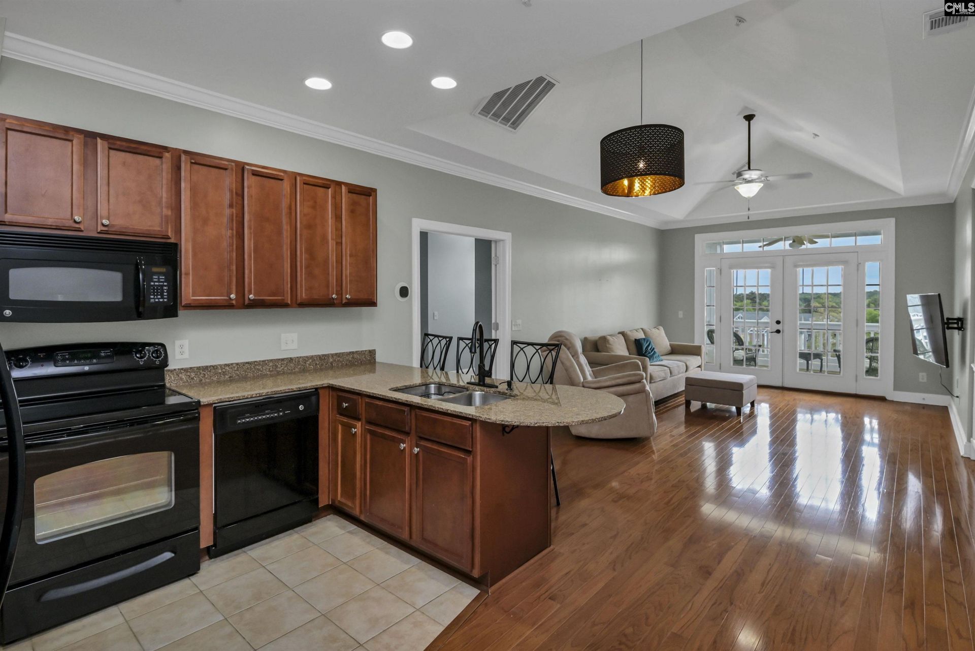 119 Breezes Dr. Photo 39