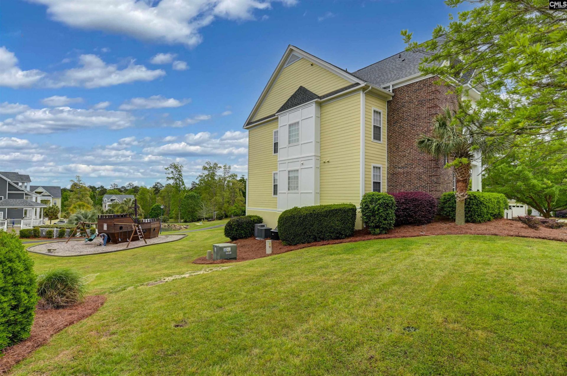 119 Breezes Dr. Photo 4