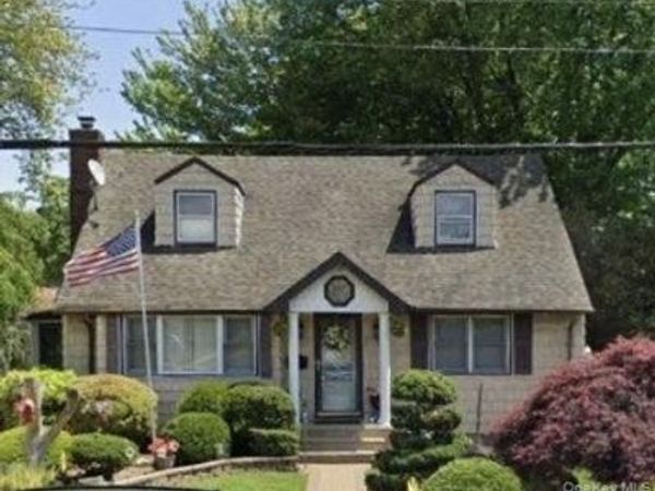 519 Fowler Avenue , Unit 1st Floor, Franklin Square, NY 11010