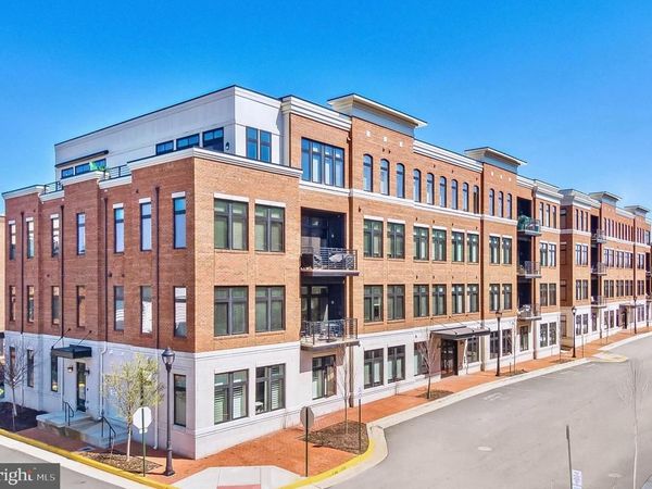 2 STATIONMASTER STREET SE , Unit 202, LEESBURG, VA 20175