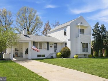 2209 ROLLINS DRIVE, ALEXANDRIA, VA 22307