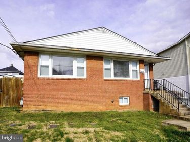 2017 N CAMERON STREET, ARLINGTON, VA 22207