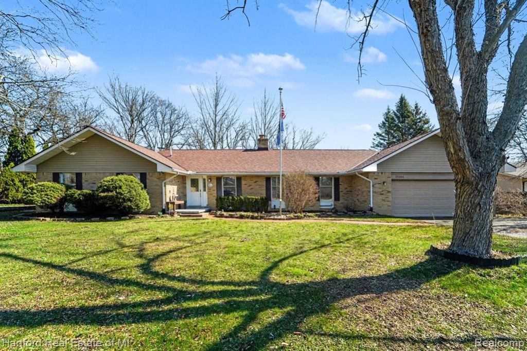 25504 Brookview Street, Farmington Hills, MI 48336 Main Photo