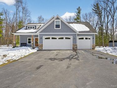 101 Highview Road, East Bay Twp, MI 49696