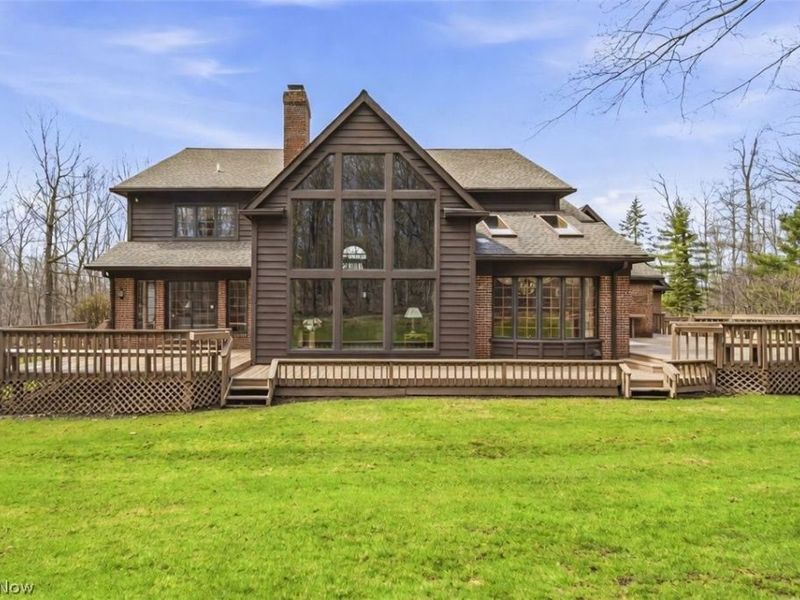 1255 Fox Hill Drive, Gates Mills, OH 44040 Photo 4