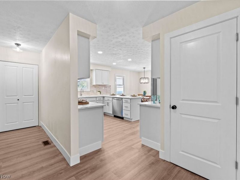 152 Harry Avenue, Munroe Falls, OH 44262 Photo 7