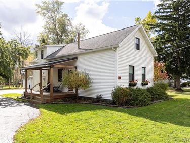 99 East and West Road , Buffalo, NY 14224