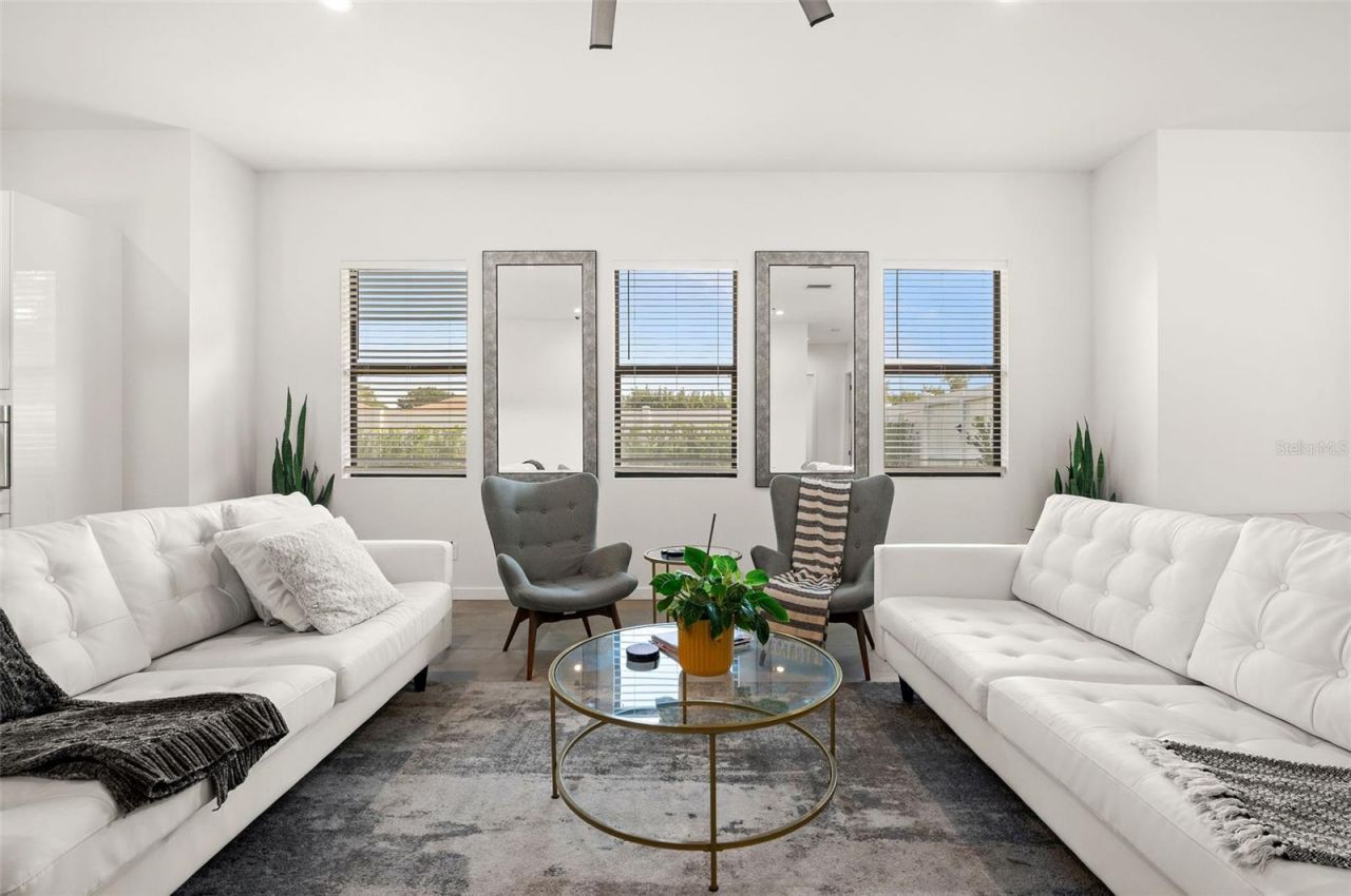 5351 Moeller Avenue, Sarasota, FL 34233 Photo