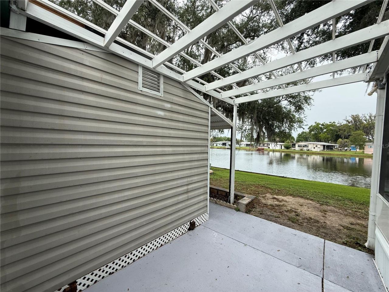 8 Robin Road, Wildwood, FL 34785 Photo