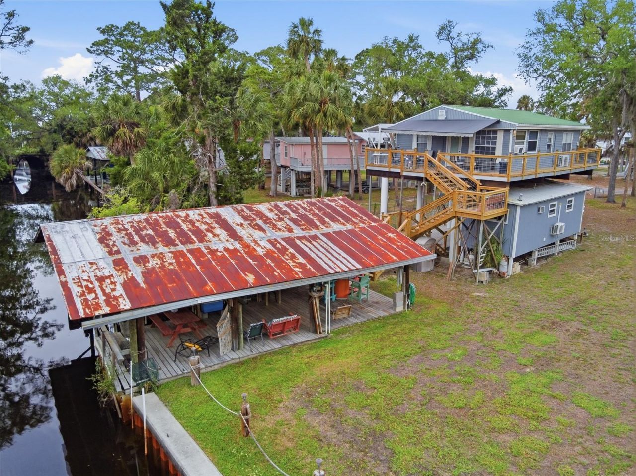 547 SE 205th Street, Suwannee, FL 32692 Photo