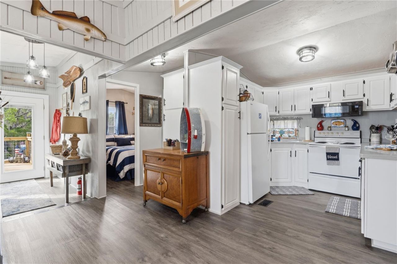 547 SE 205th Street, Suwannee, FL 32692 Photo