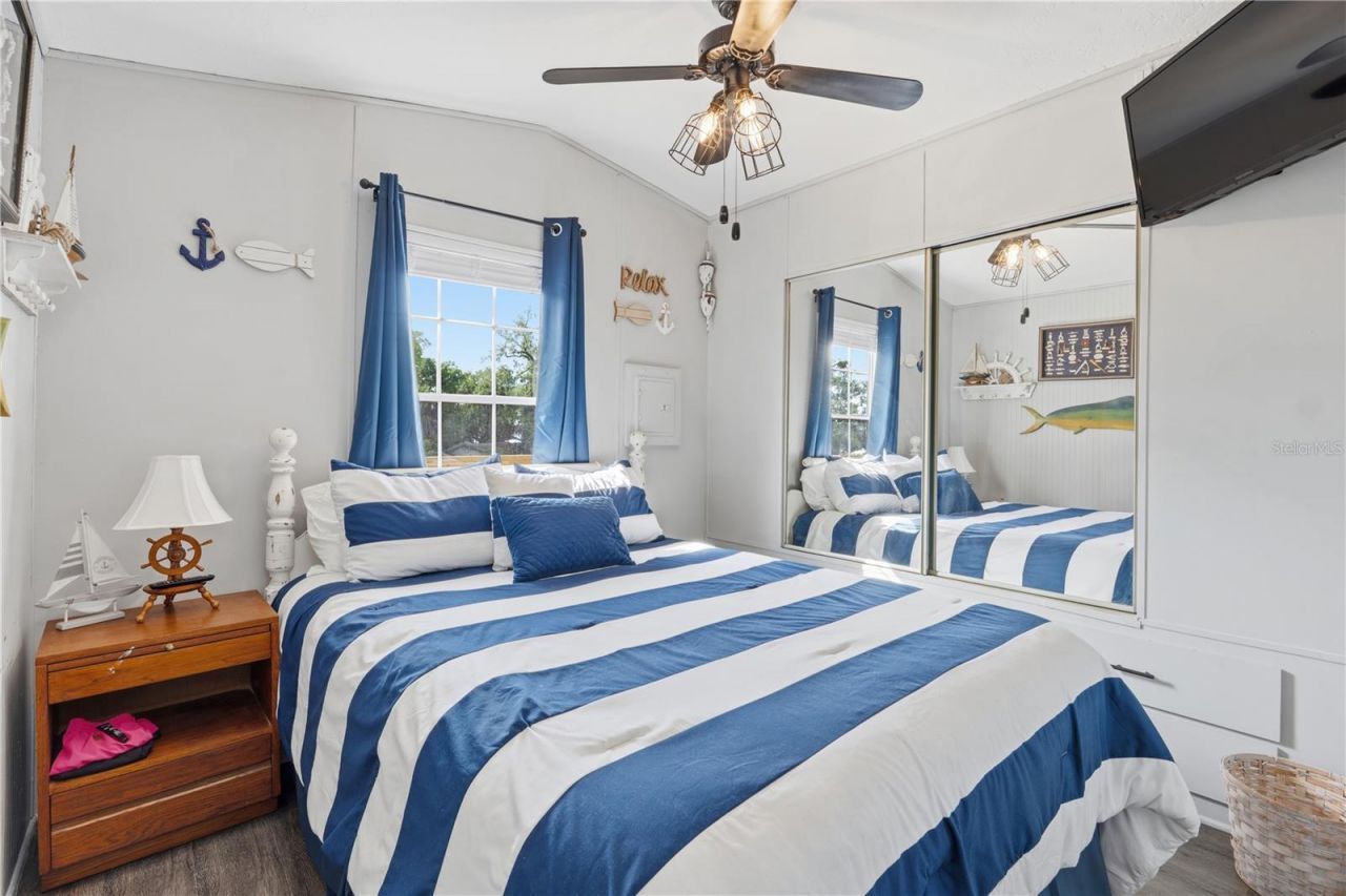 547 SE 205th Street, Suwannee, FL 32692 Photo