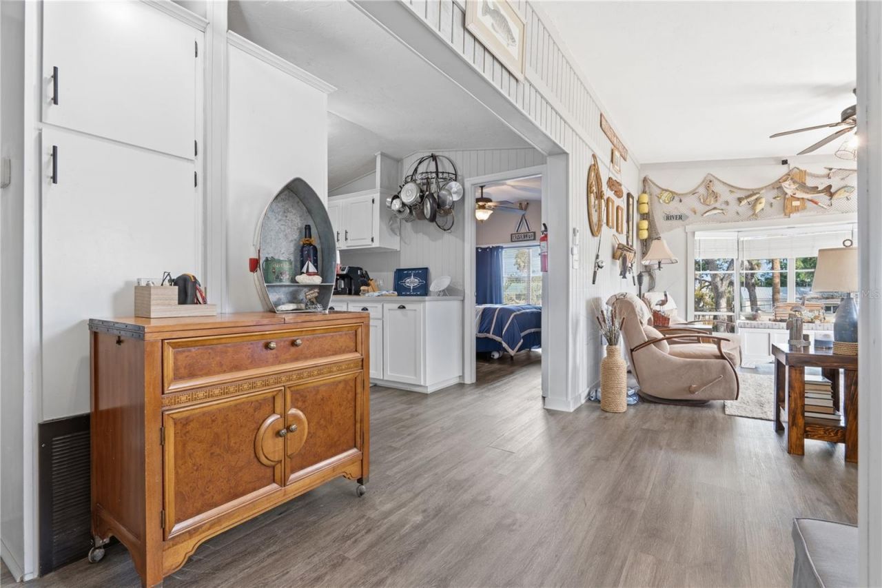 547 SE 205th Street, Suwannee, FL 32692 Photo