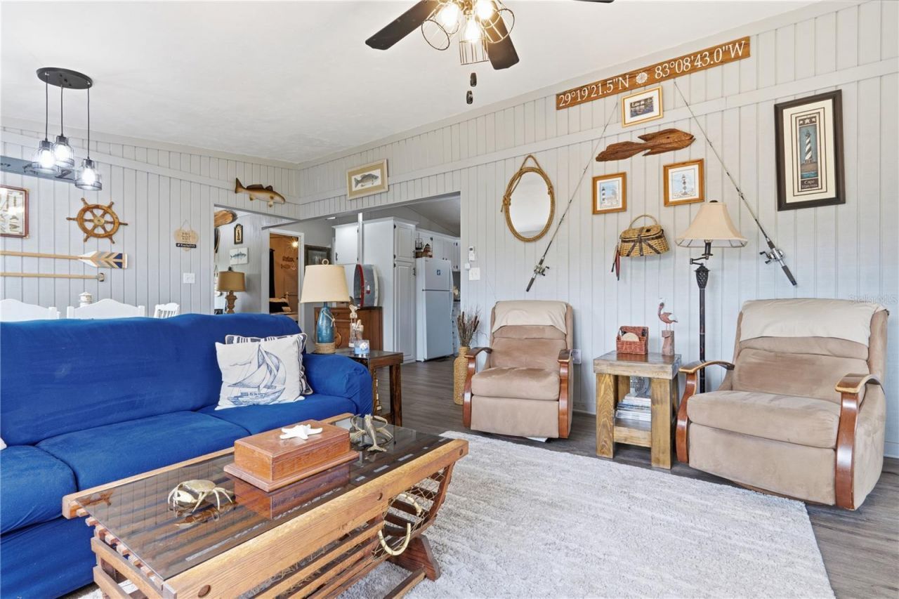 547 SE 205th Street, Suwannee, FL 32692 Photo