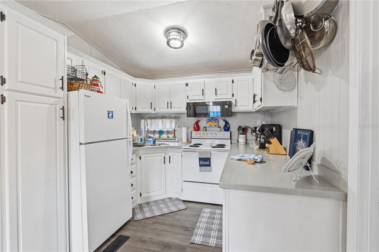 547 SE 205th Street, Suwannee, FL 32692 Photo