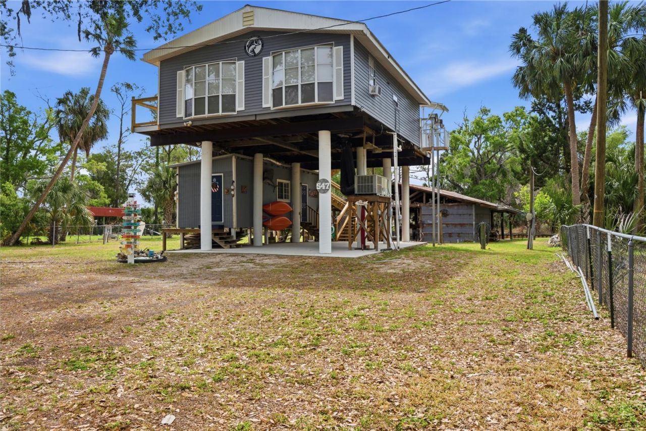 547 SE 205th Street, Suwannee, FL 32692 Photo