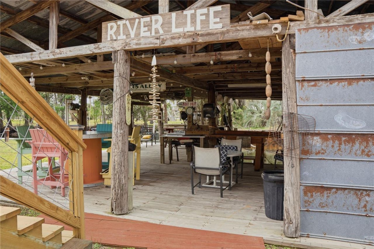 547 SE 205th Street, Suwannee, FL 32692 Photo