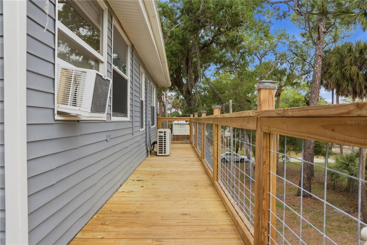 547 SE 205th Street, Suwannee, FL 32692 Photo