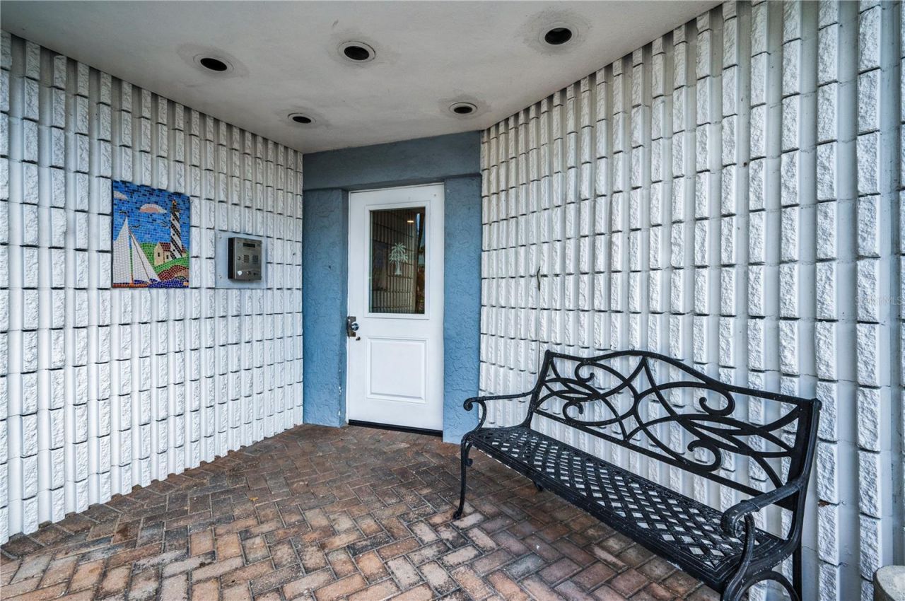 18325 Gulf Boulevard, Unit 308, Redington Shores, FL 33708 Photo