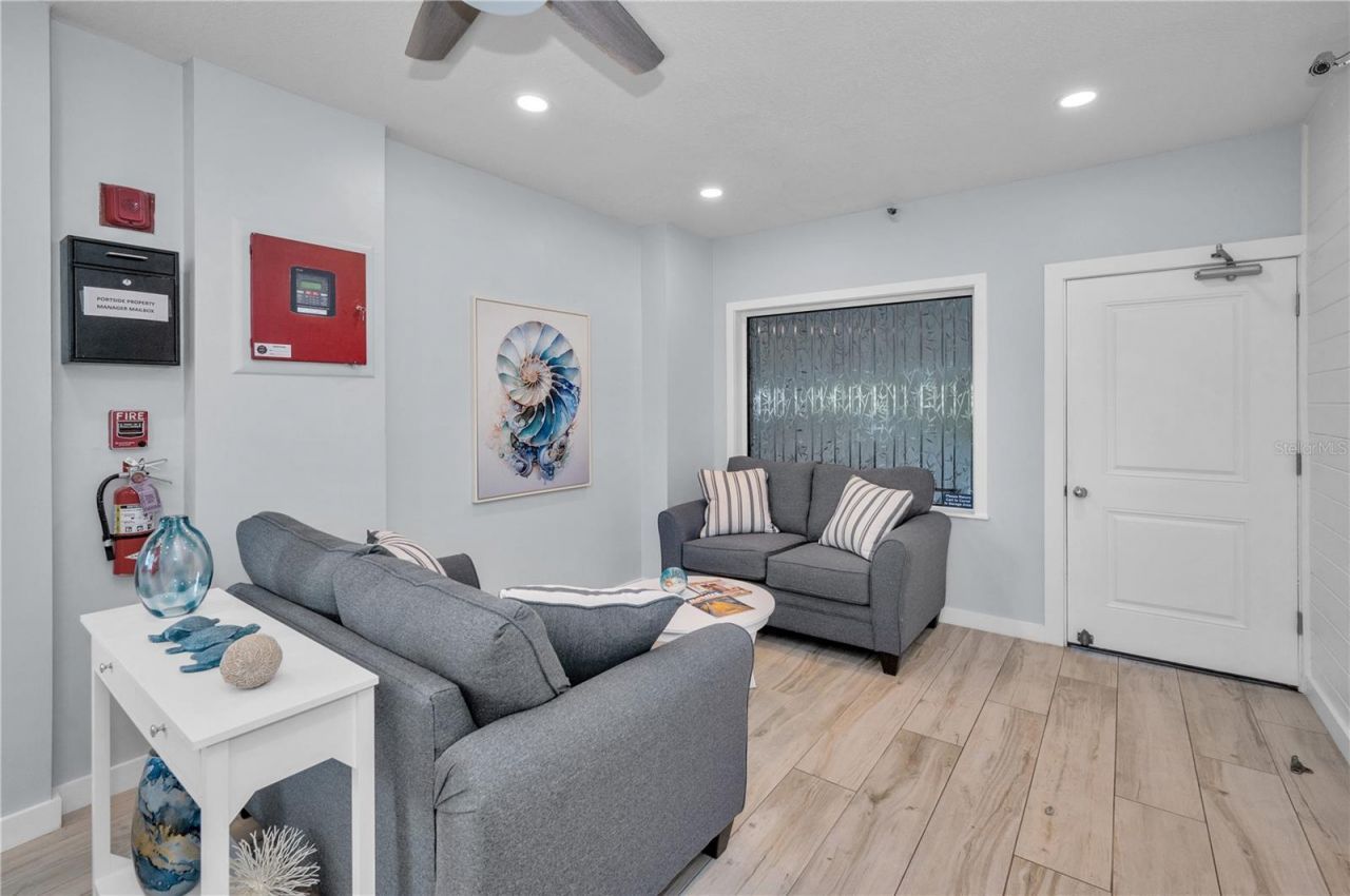 18325 Gulf Boulevard, Unit 308, Redington Shores, FL 33708 Photo