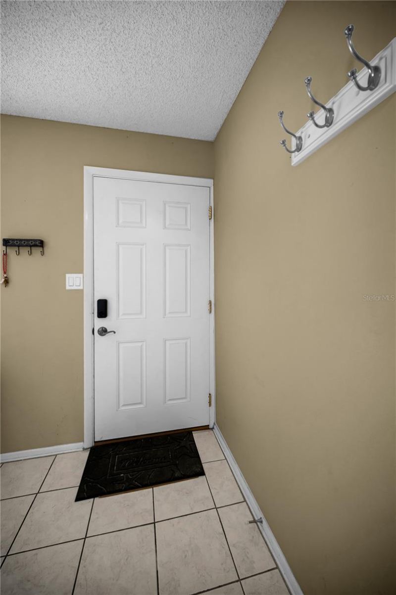 18325 Gulf Boulevard, Unit 308, Redington Shores, FL 33708 Photo